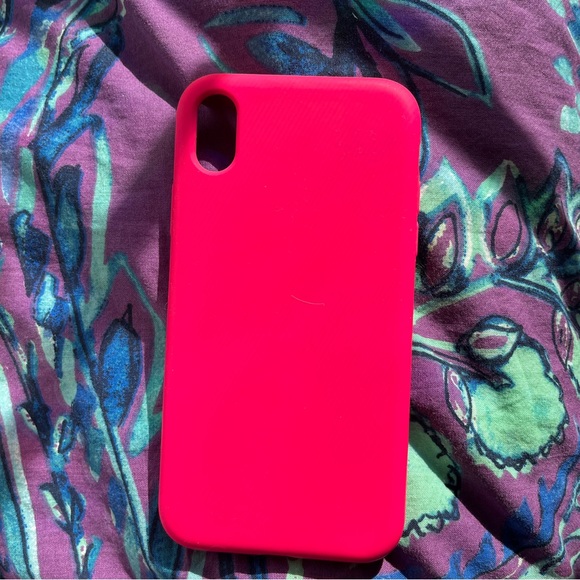 Set  of 4 iPhone XR Cases - Picture 6 of 7
